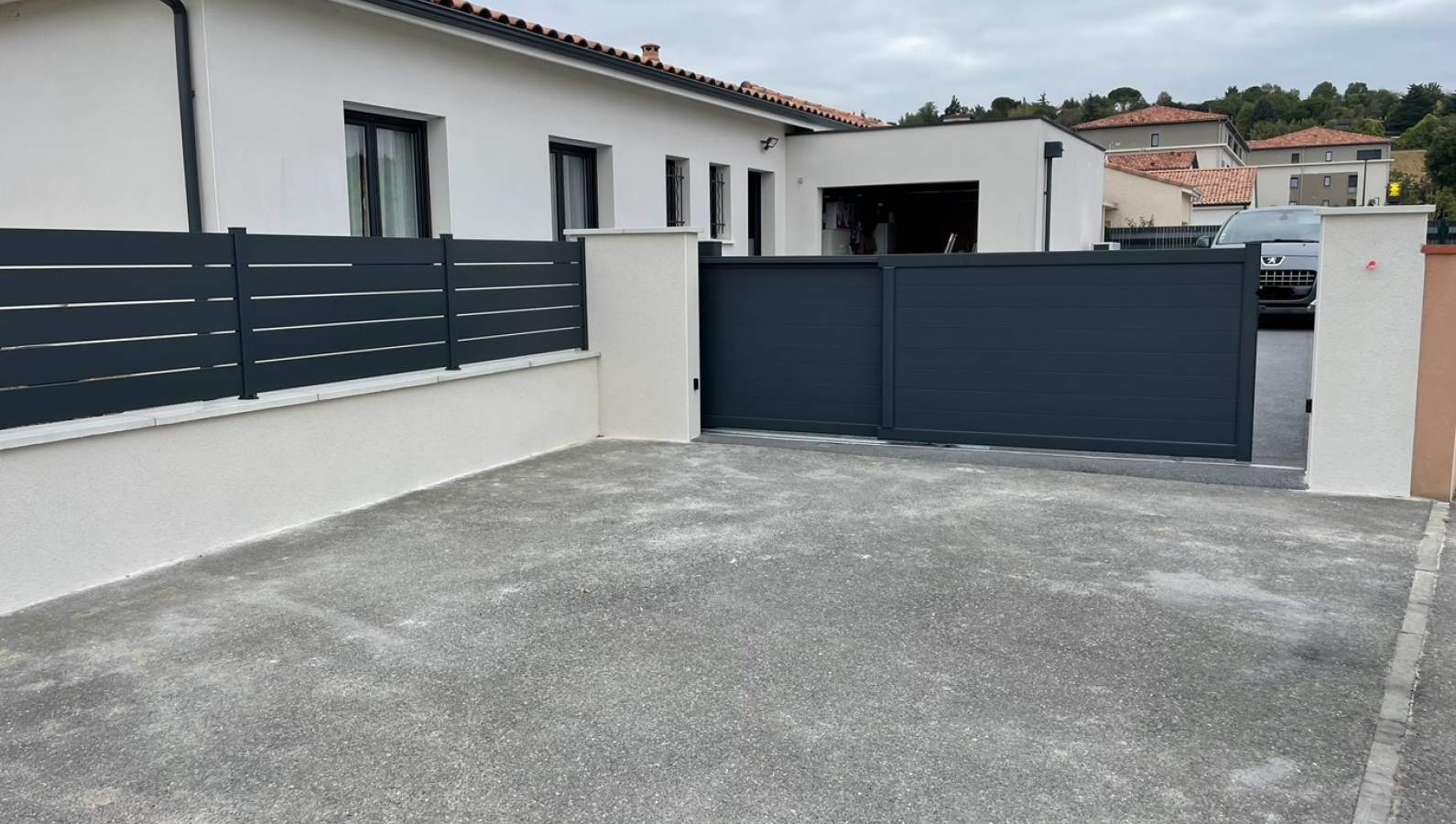 Pourquoi faire le choix d’une clôture en aluminium ?