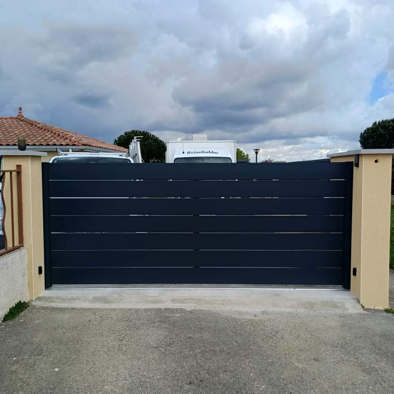 Photo de notre réalisation : PORTAIL  CREATIV LA TOULOUSAINE