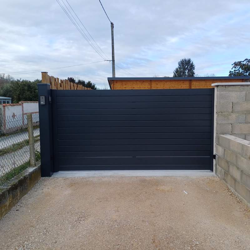 Photo de notre réalisation : PORTAIL  CREATIV LA TOULOUSAINE