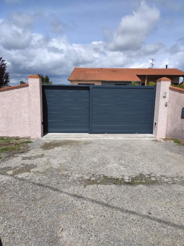 Photo de notre réalisation : PORTAIL TECHNIQUE