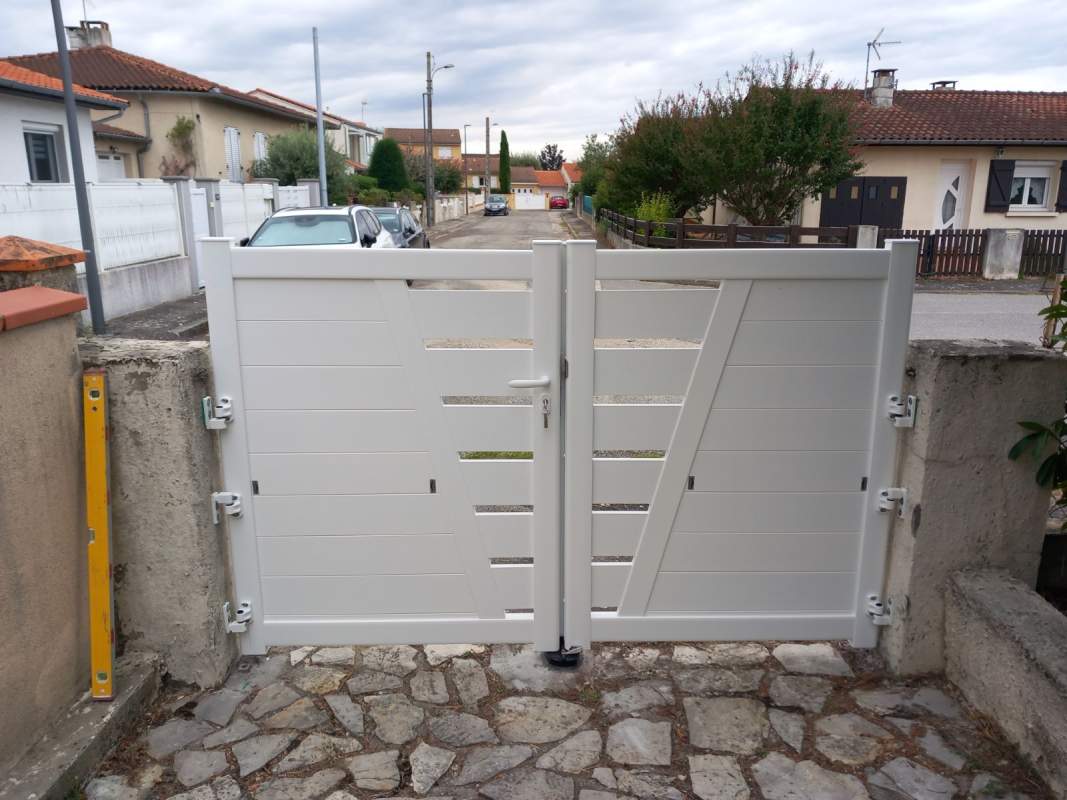 Photo de notre réalisation : PORTAIL KOSTUM