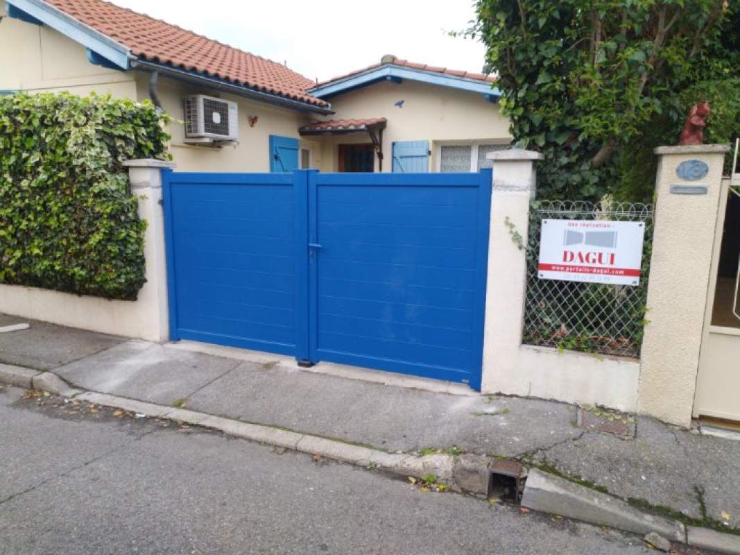 Photo de notre réalisation : PORTAIL KOSTUM