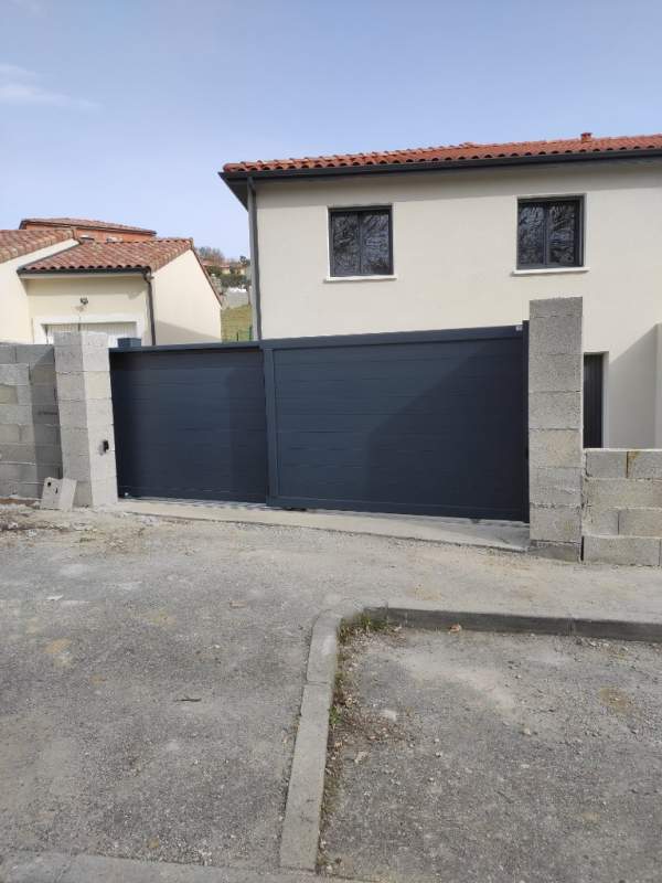 Photo de notre réalisation : PORTAIL TECHNIQUE