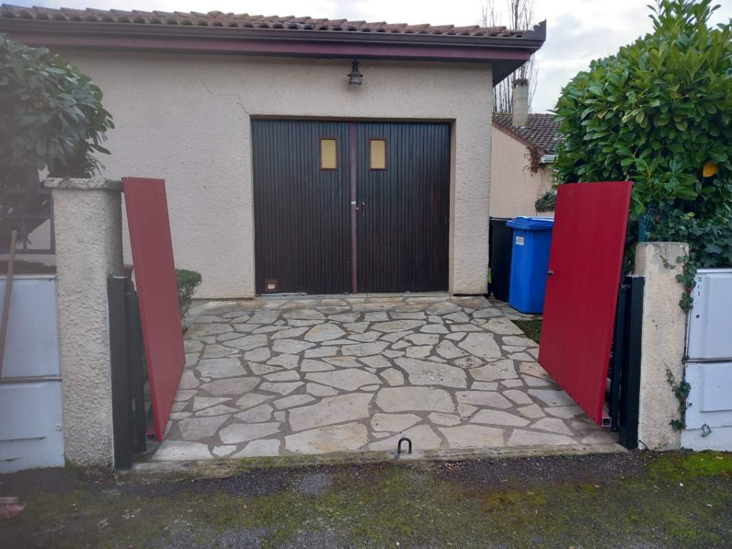 Photo de notre réalisation : RÉNOVATION PORTAIL