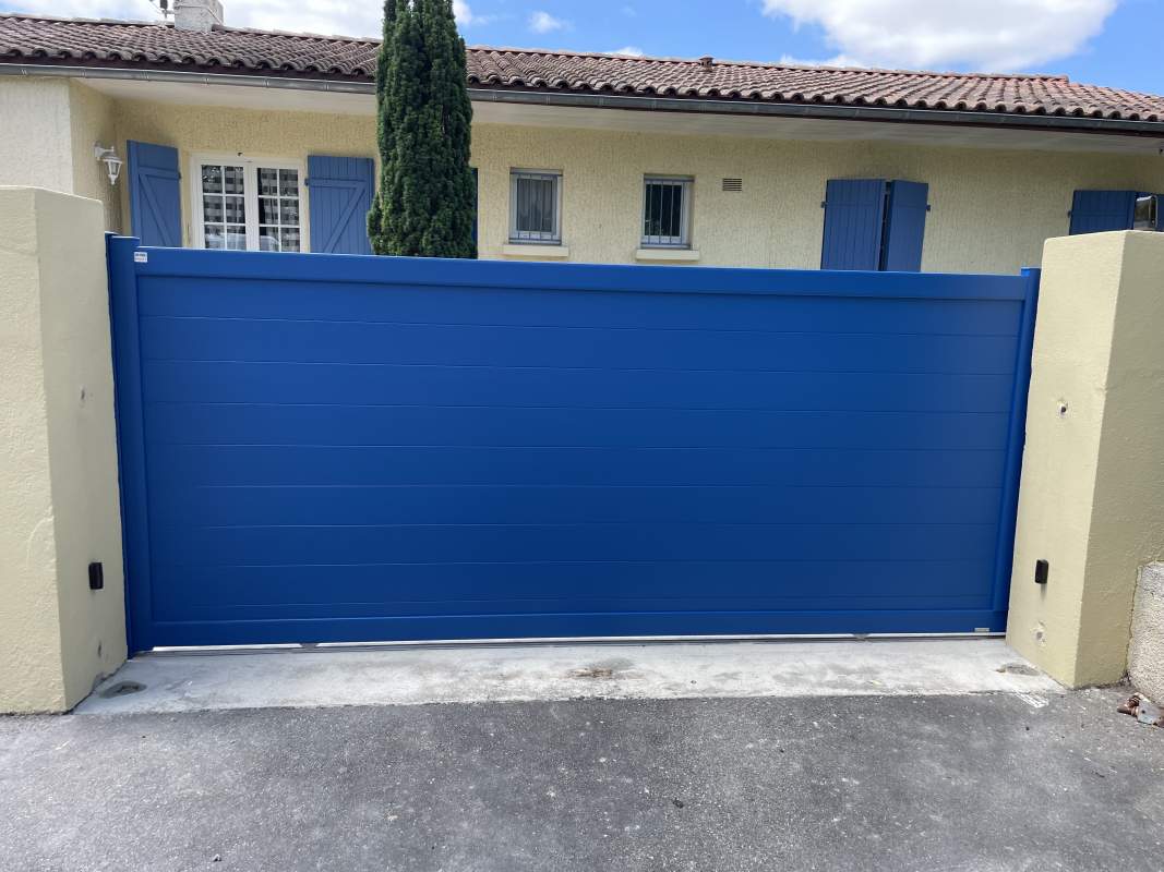 Photo de notre réalisation : PORTAIL KOSTUM