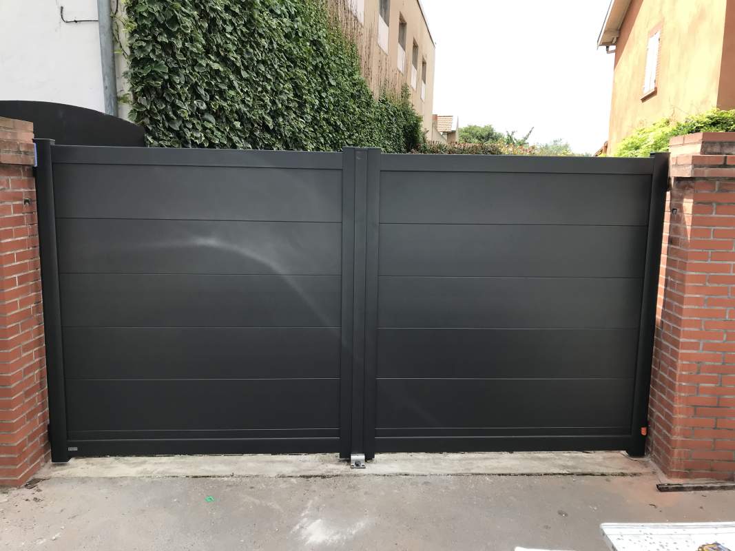 Photo de notre réalisation : PORTAIL KOSTUM