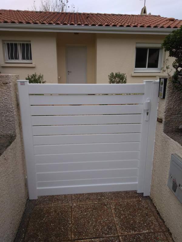 Photo de notre réalisation : PORTAIL KOSTUM