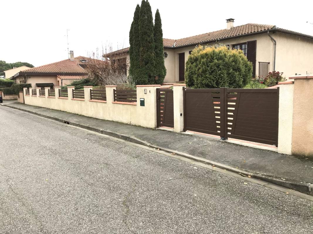 Photo de notre réalisation : PORTAIL KOSTUM