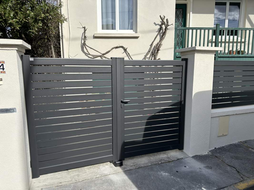 Photo de notre réalisation : PORTAIL KOSTUM