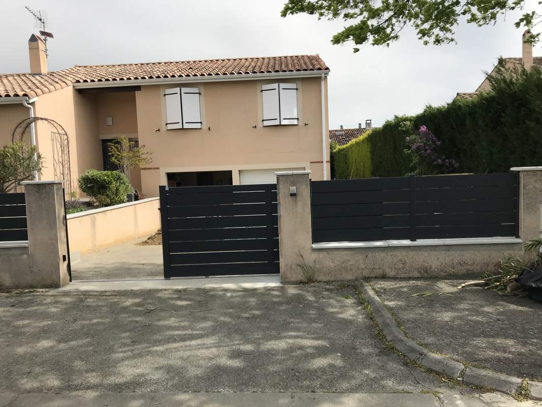 Photo de notre réalisation : PORTAIL KOSTUM