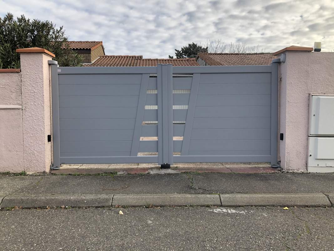 Photo de notre réalisation : PORTAIL KOSTUM