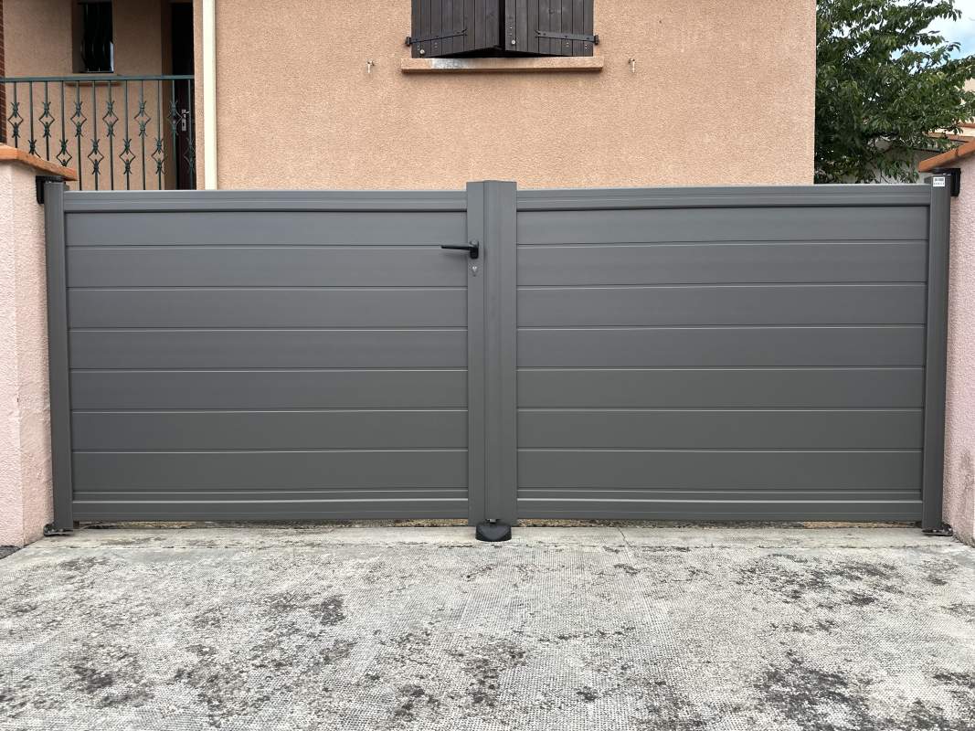 Photo de notre réalisation : PORTAIL GAMME ACCESS 