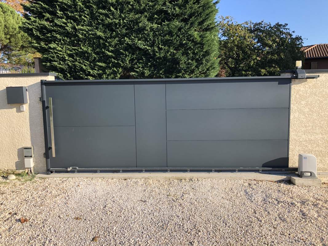 Photo de notre réalisation : PORTAIL ARCHITECTE