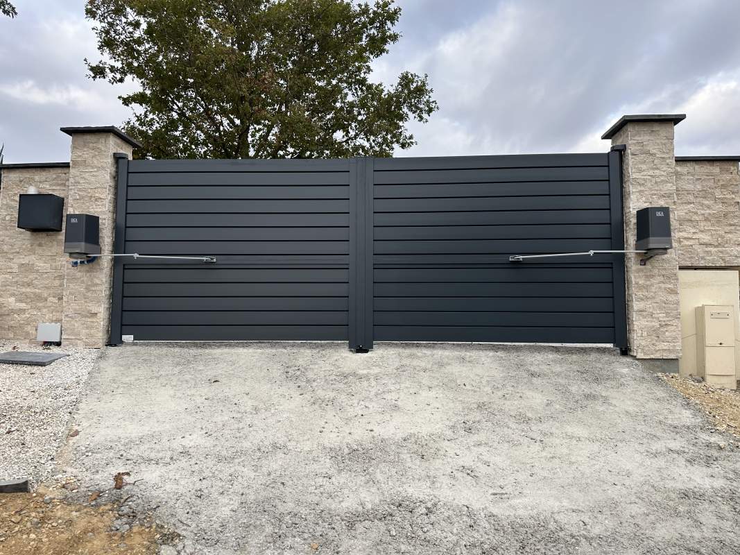 Photo de notre réalisation : PORTAIL  CREATIV LA TOULOUSAINE