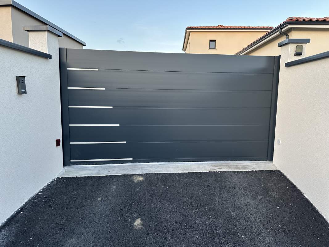 Photo de notre réalisation : PORTAIL  CREATIV LA TOULOUSAINE