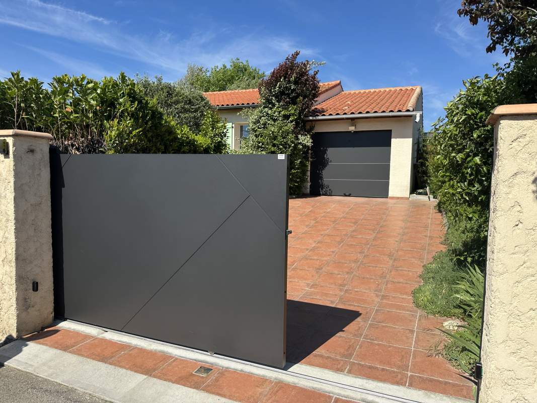 Photo de notre réalisation : PORTAIL ARCHITECTE