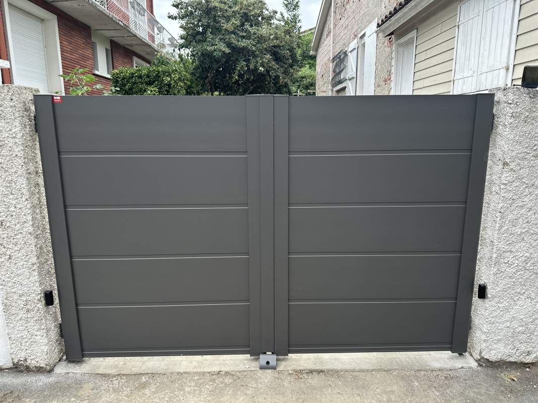 Photo de notre réalisation : PORTAIL  CREATIV LA TOULOUSAINE