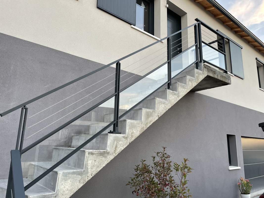 Photo de notre réalisation : GARDE CORPS POUR ESCALIER