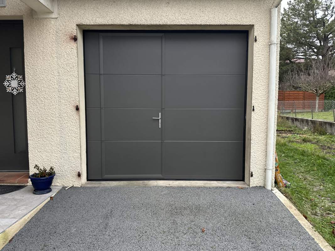 Photo de notre réalisation : PORTE DE GARAGE