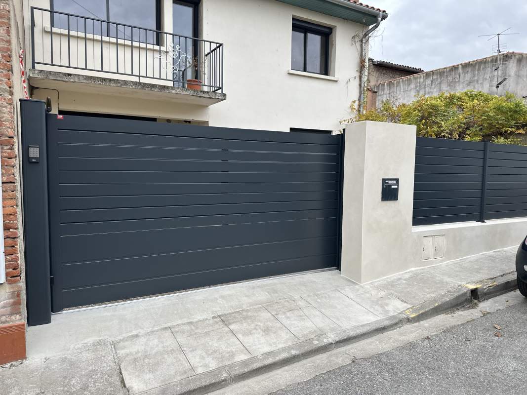 Photo de notre réalisation : PORTAIL  CREATIV LA TOULOUSAINE