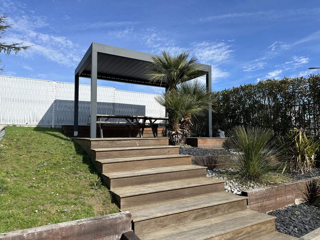 Photo de notre réalisation : PERGOLAS 