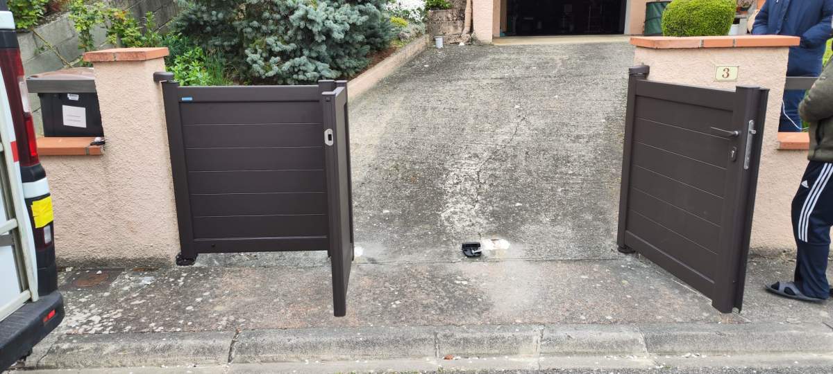 Photo de notre réalisation : PORTAIL TECHNIQUE