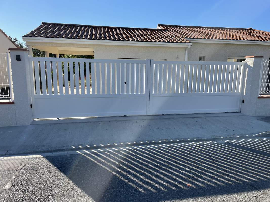 Photo de notre réalisation : PORTAIL TECHNIQUE