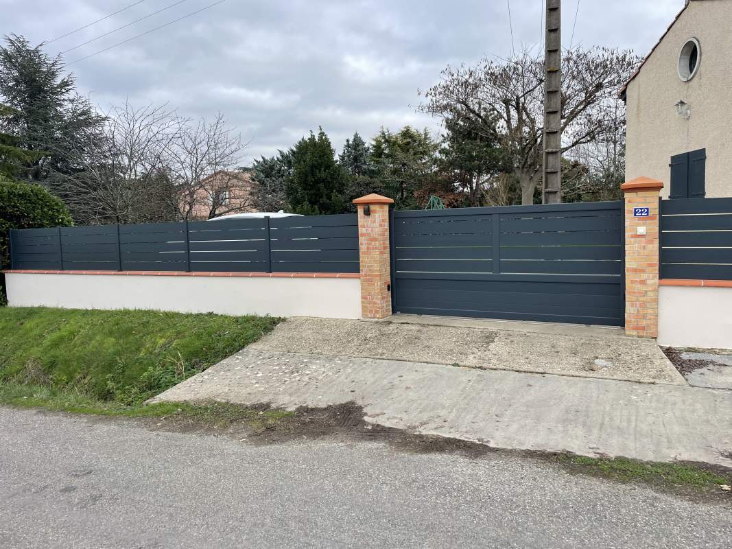 Photo de notre réalisation : PORTAIL KOSTUM