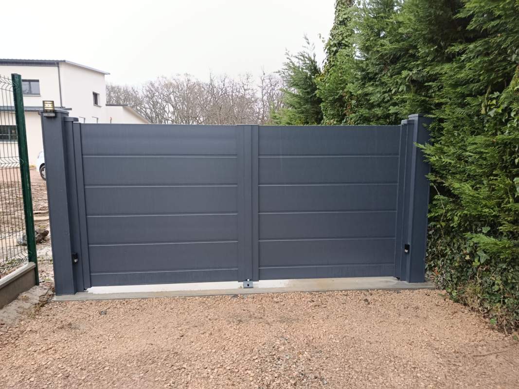 Photo de notre réalisation : PORTAIL  CREATIV LA TOULOUSAINE